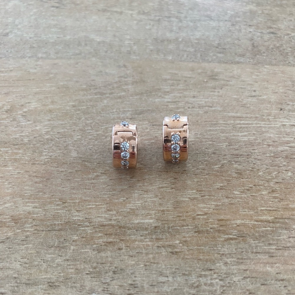 14kt rose gold plated Pandora clip on space charm